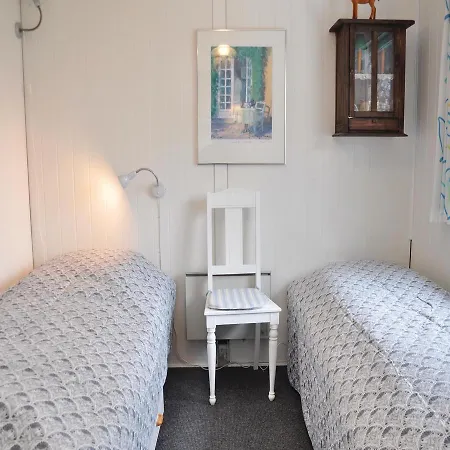 Three-bedroom Holiday In * Asperup